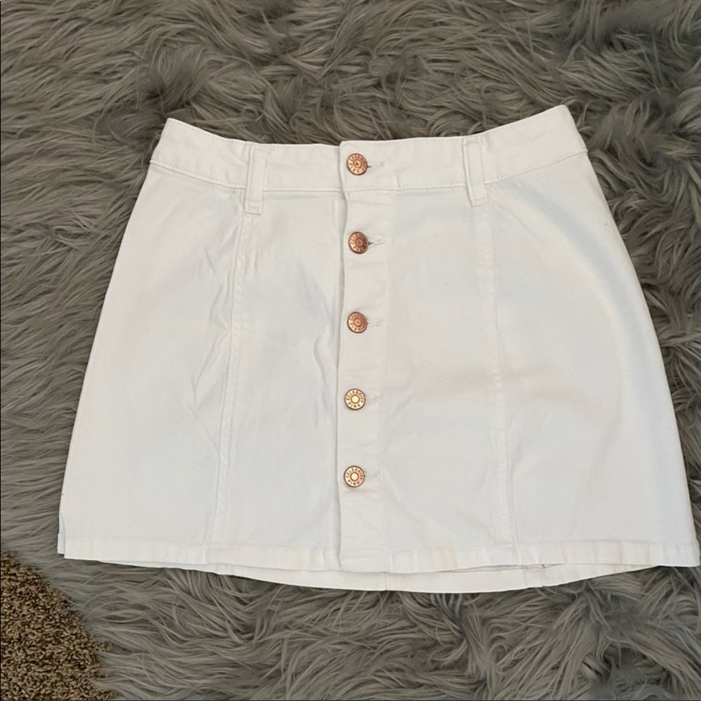 💜HOST PICK!💜CELEBRITY PINK White Button Down the Front Mini Skirt Size 7/28 - Picture 2 of 4